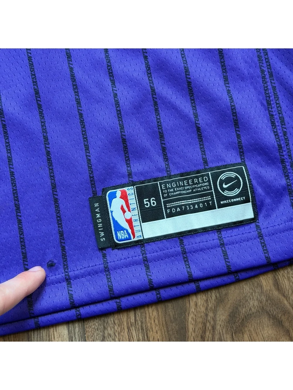 Nike 2018 LeBron James LA Lakers City Edition #23 Swingman Jersey XXL Purple NBA